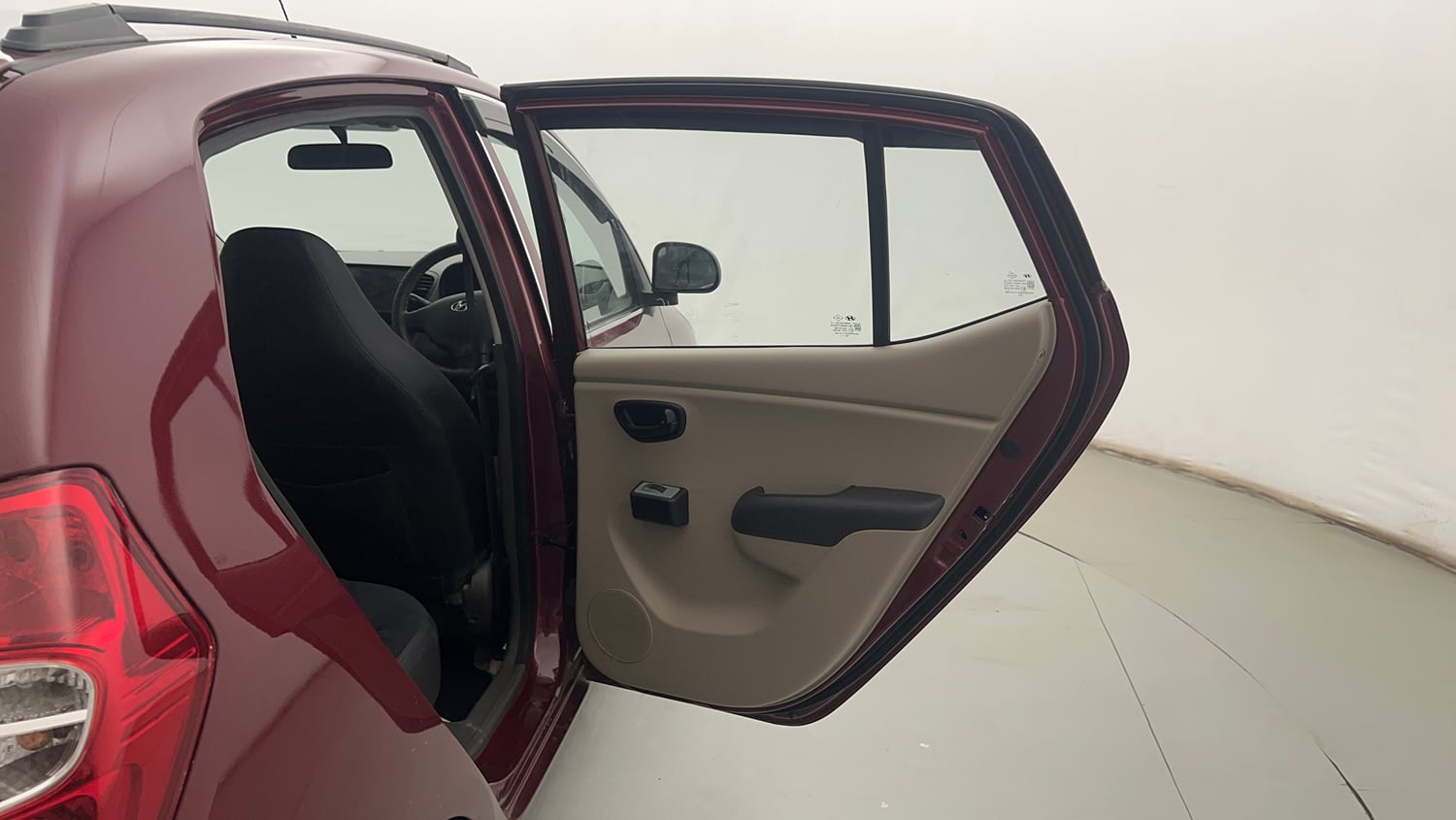 Used 2013 Hyundai i10 Era 1.1 iRDE2 Petrol Manual interior RIGHT REAR DOOR OPEN VIEW