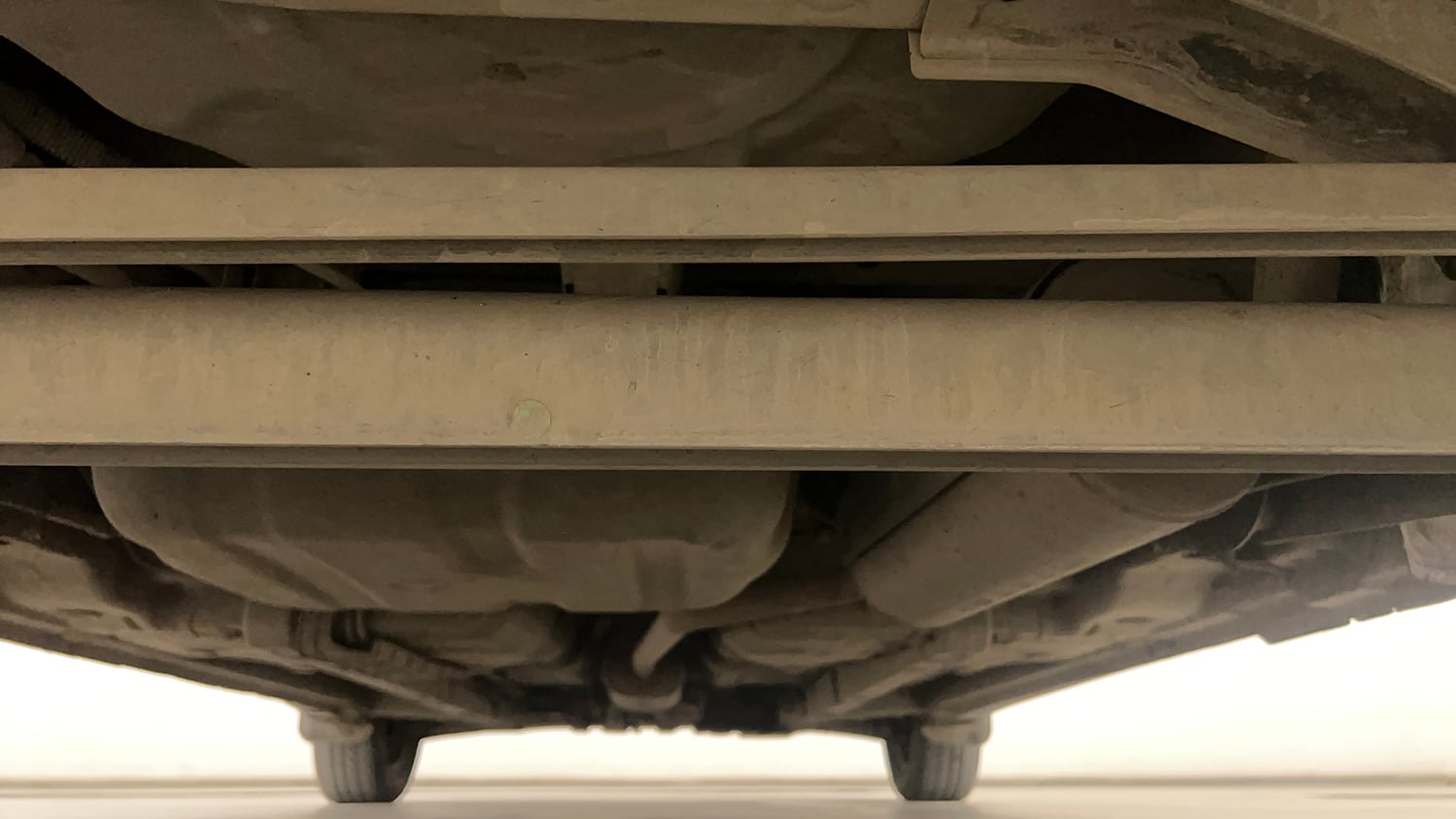 Used 2017 Hyundai Eon Magna Petrol Manual extra REAR UNDERBODY VIEW (TAKEN FROM REAR)