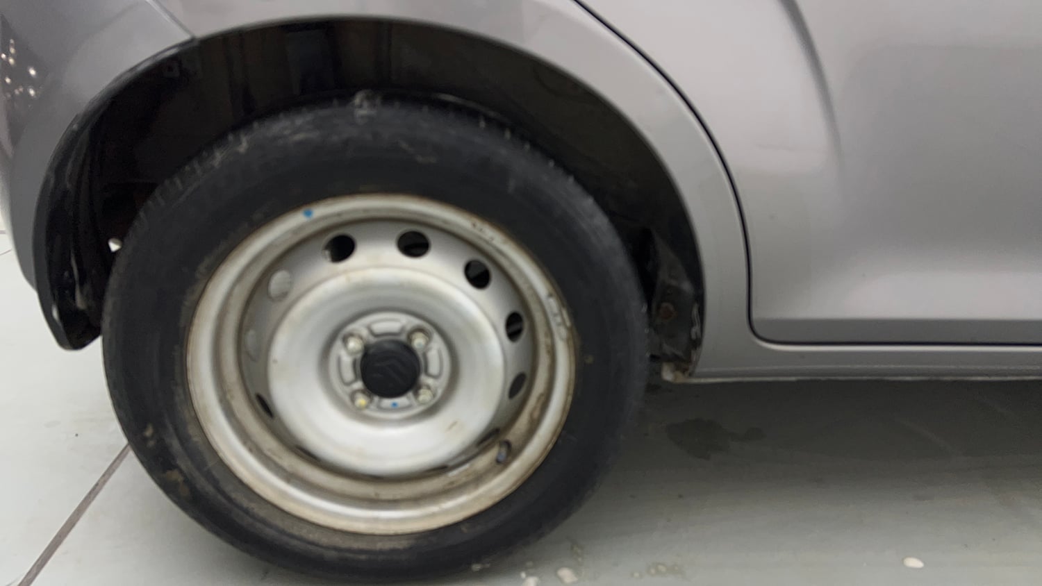 Used 2022 Maruti Suzuki Ignis Sigma 1.2 MT Petrol Manual tyres RIGHT REAR TYRE RIM VIEW