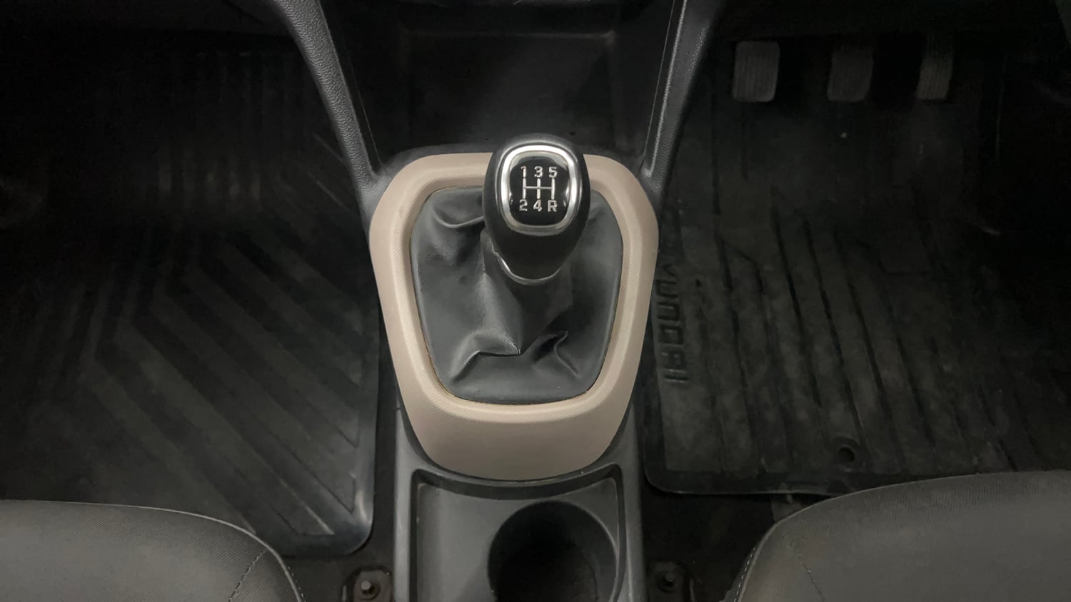 Used 2016 Hyundai Grand i10 Asta 1.2 Kappa VTVT (O) Petrol Manual interior GEAR  KNOB VIEW