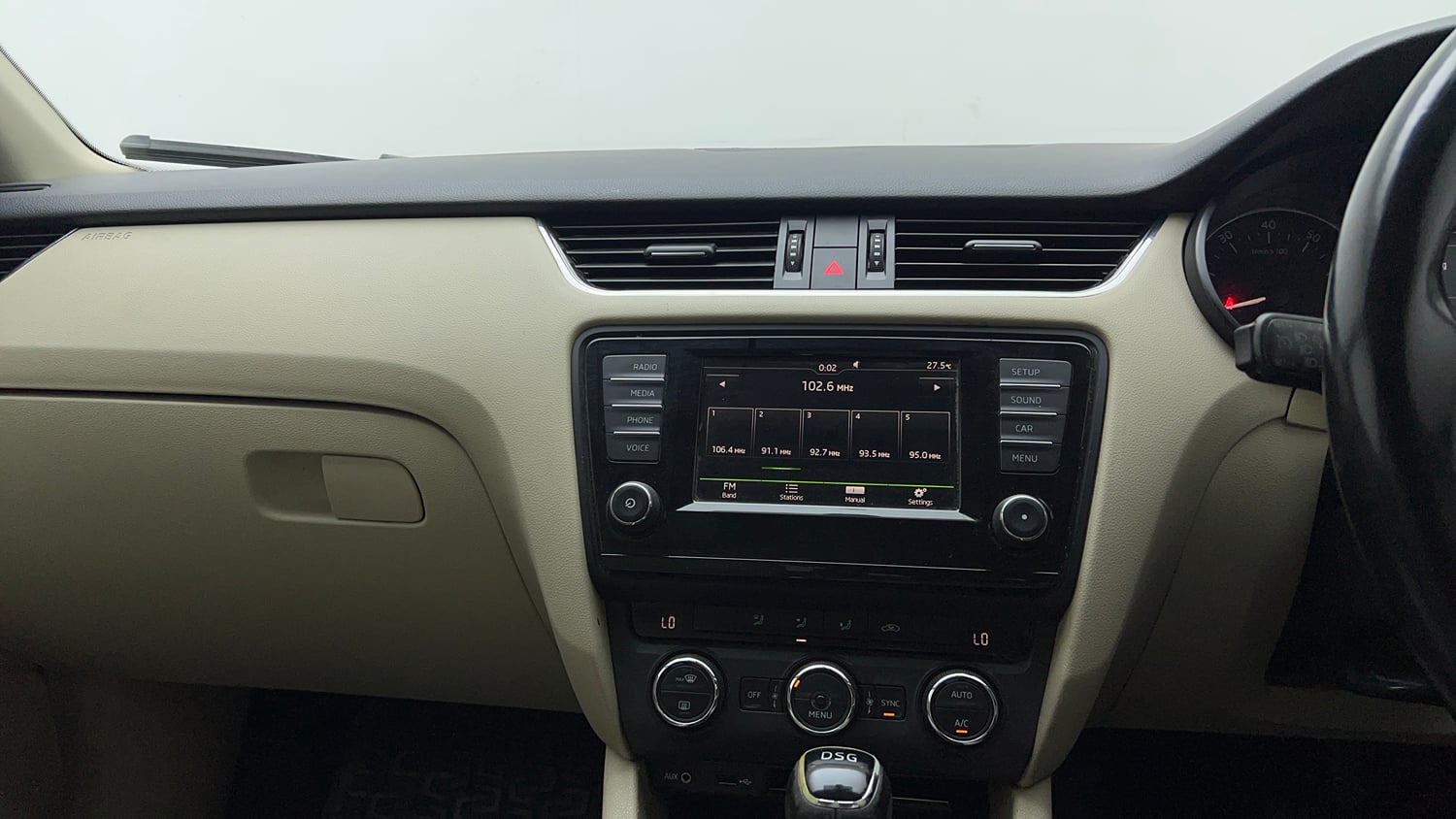 Used 2017 Skoda Octavia 1.8 TSI Ambition Plus AT Petrol Automatic interior MUSIC SYSTEM & AC CONTROL VIEW