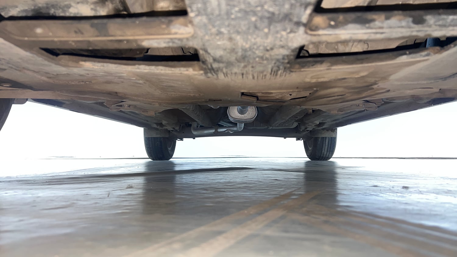 Used 2018 Hyundai Creta SX Plus 1.6  Petrol Petrol Manual extra FRONT LEFT UNDERBODY VIEW