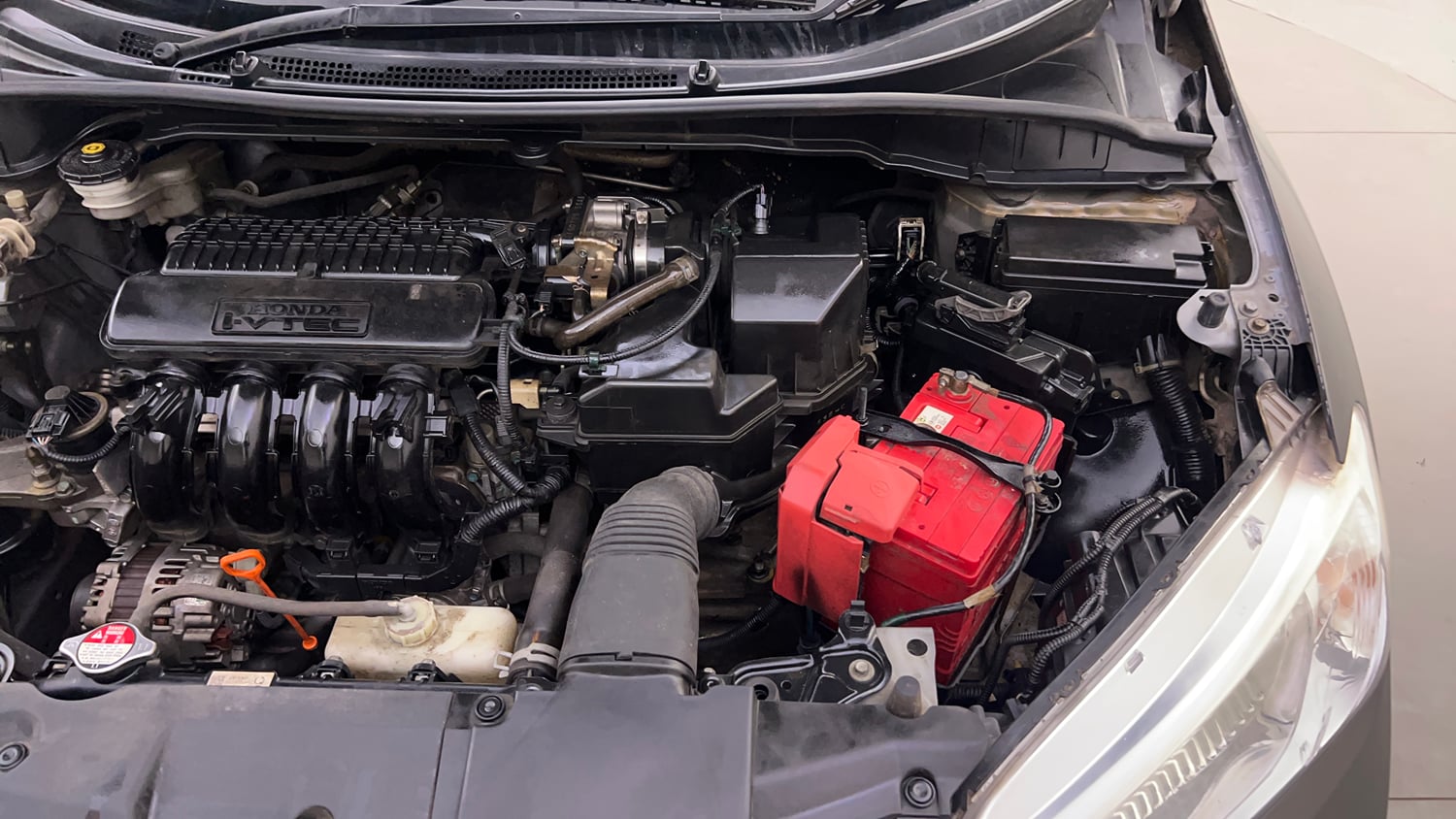 Used 2016 Honda City V Petrol Manual engine ENGINE LEFT SIDE VIEW