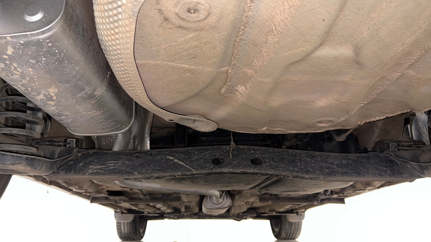 Used 2022 Volkswagen Taigun Topline 1.0 TSI AT Petrol Automatic extra REAR UNDERBODY VIEW (TAKEN FROM REAR)