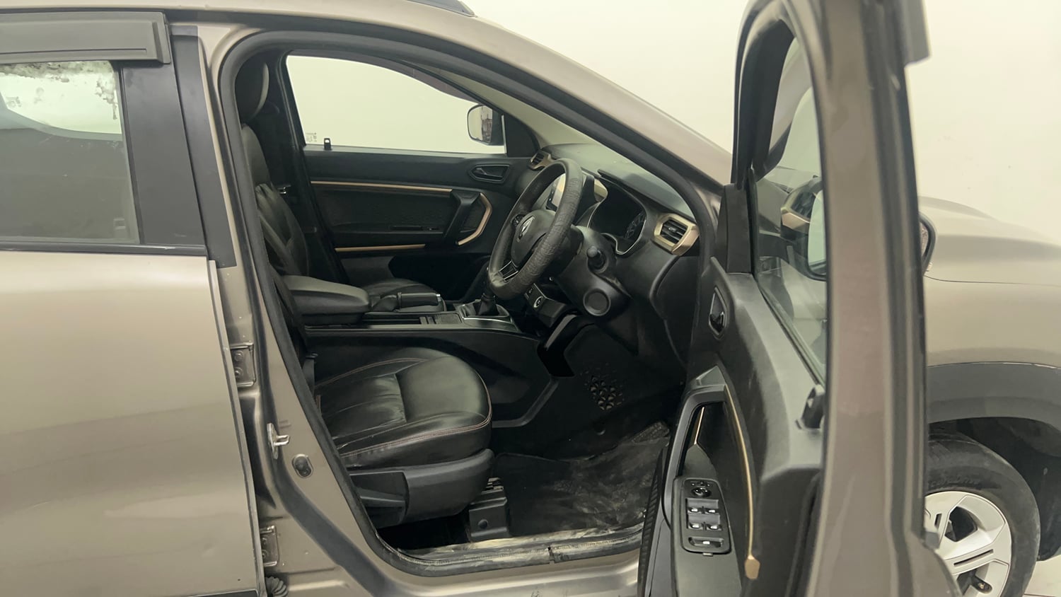 Used 2021 Renault Kiger RXT AMT Petrol Automatic interior RIGHT SIDE FRONT DOOR CABIN VIEW
