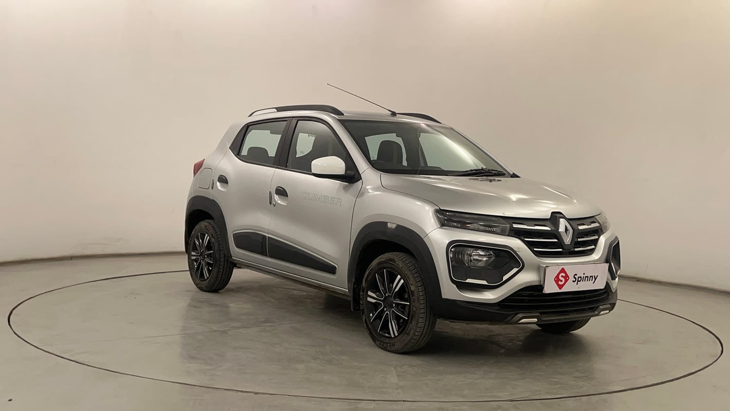 Used 2022 Renault Kwid CLIMBER AMT Petrol Automatic exterior RIGHT FRONT CORNER VIEW