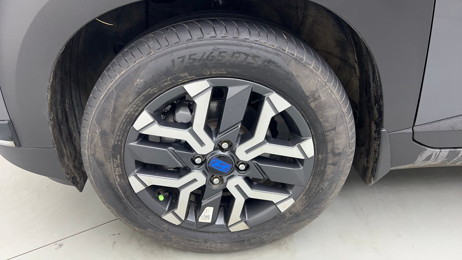Used 2023 Hyundai Exter SX (O) 1.2 MT Petrol Manual tyres LEFT FRONT TYRE RIM VIEW