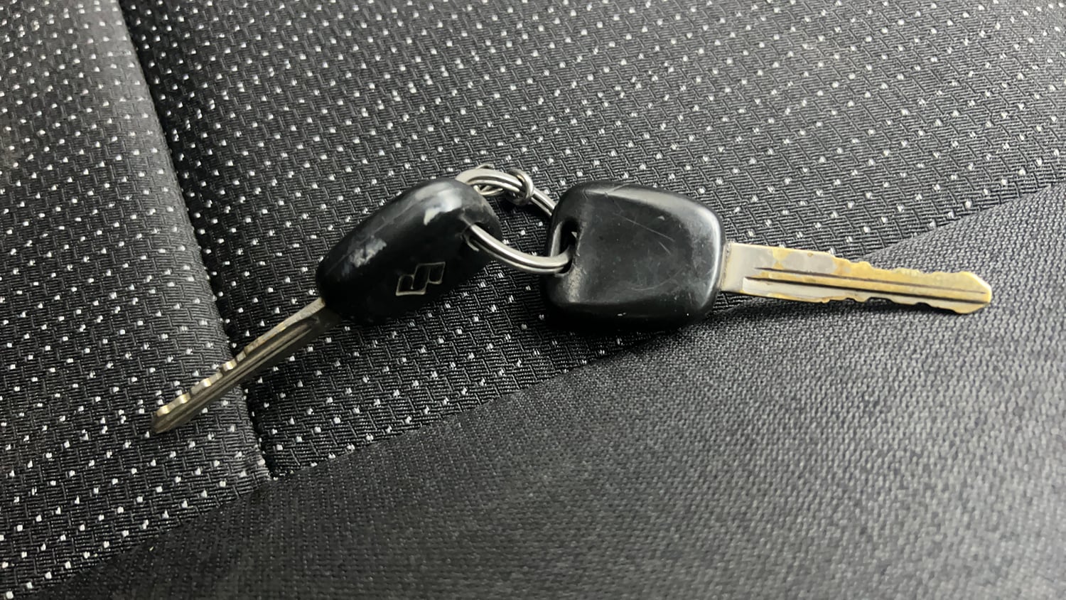 Used 2014 Maruti Suzuki Swift LXi Petrol Manual extra CAR KEY VIEW