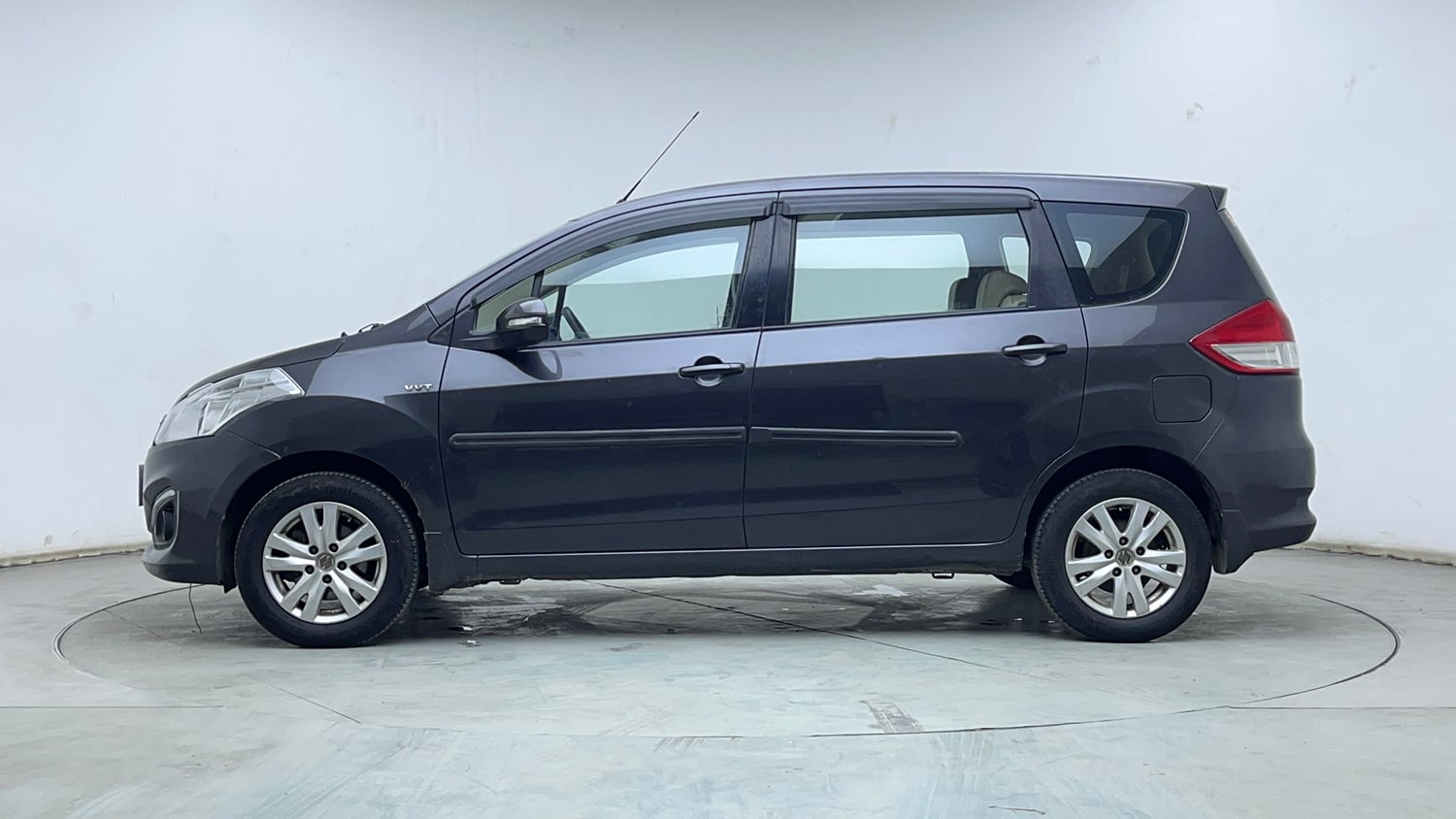 Used 2018 Maruti Suzuki Ertiga ZXI Petrol Manual exterior LEFT SIDE VIEW