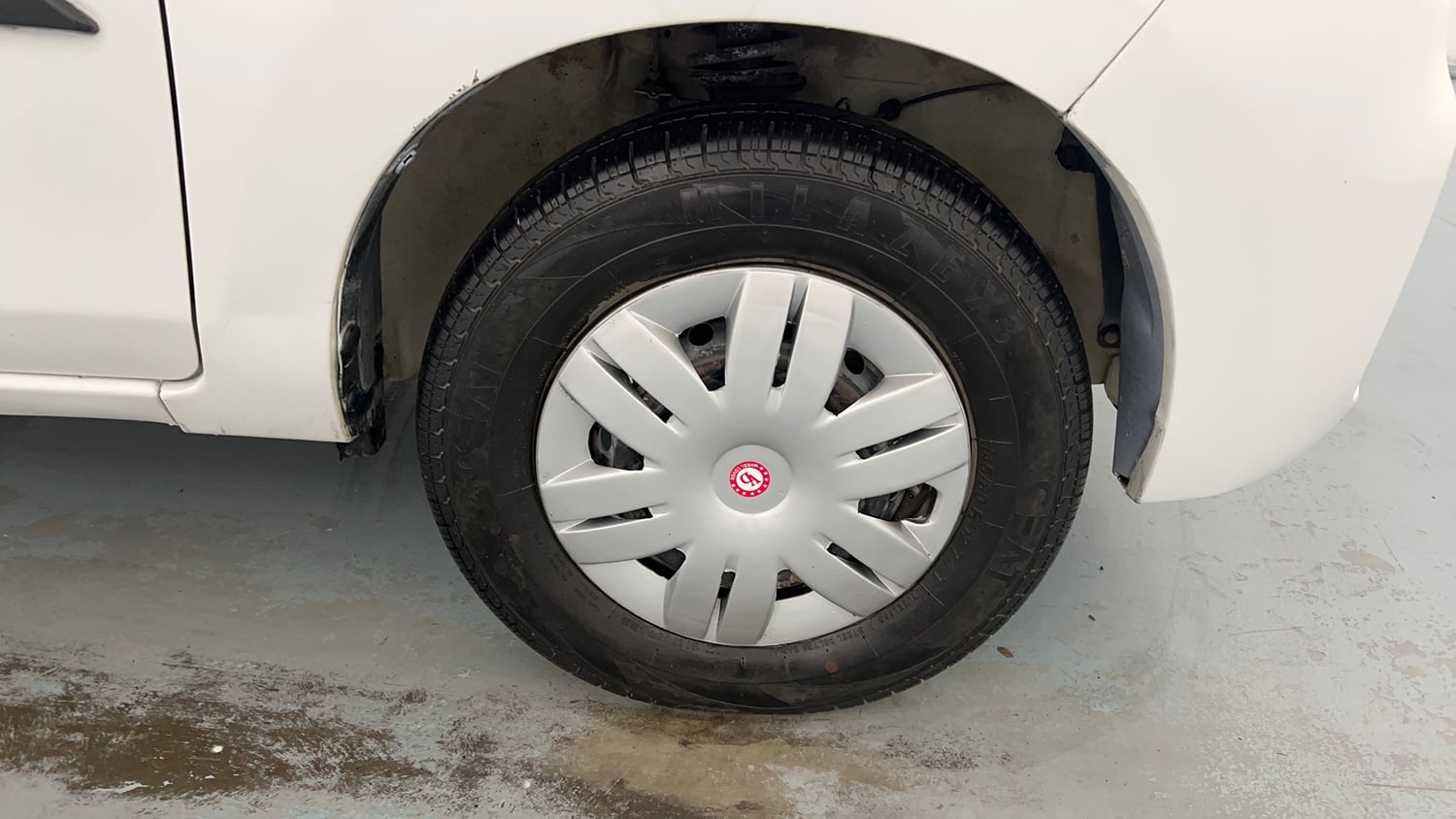 Used 2019 Maruti Suzuki Alto 800 VXi Petrol Manual tyres RIGHT FRONT TYRE RIM VIEW