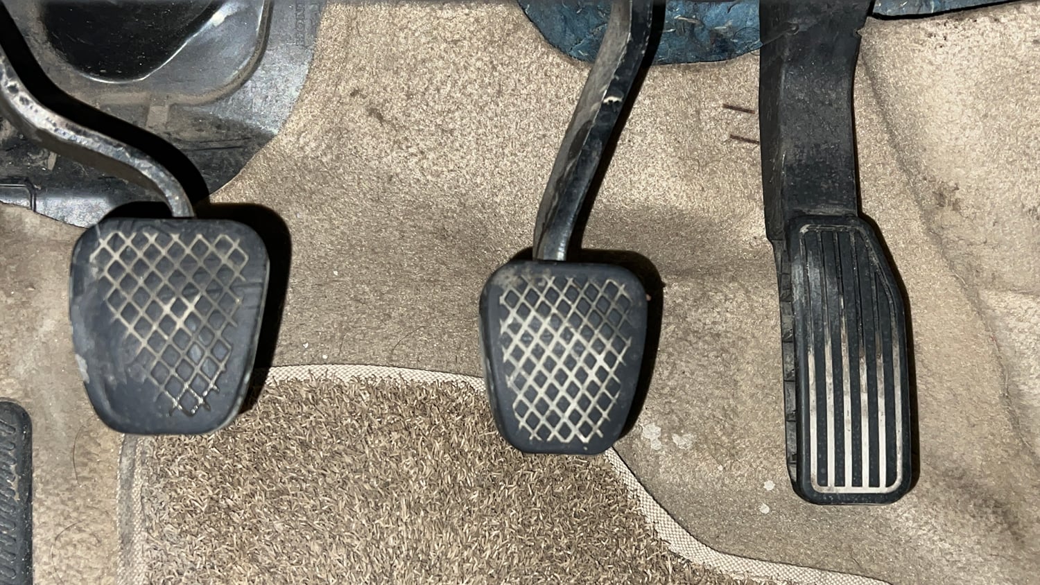 Used 2015 Honda City V Petrol Manual interior PEDALS VIEW