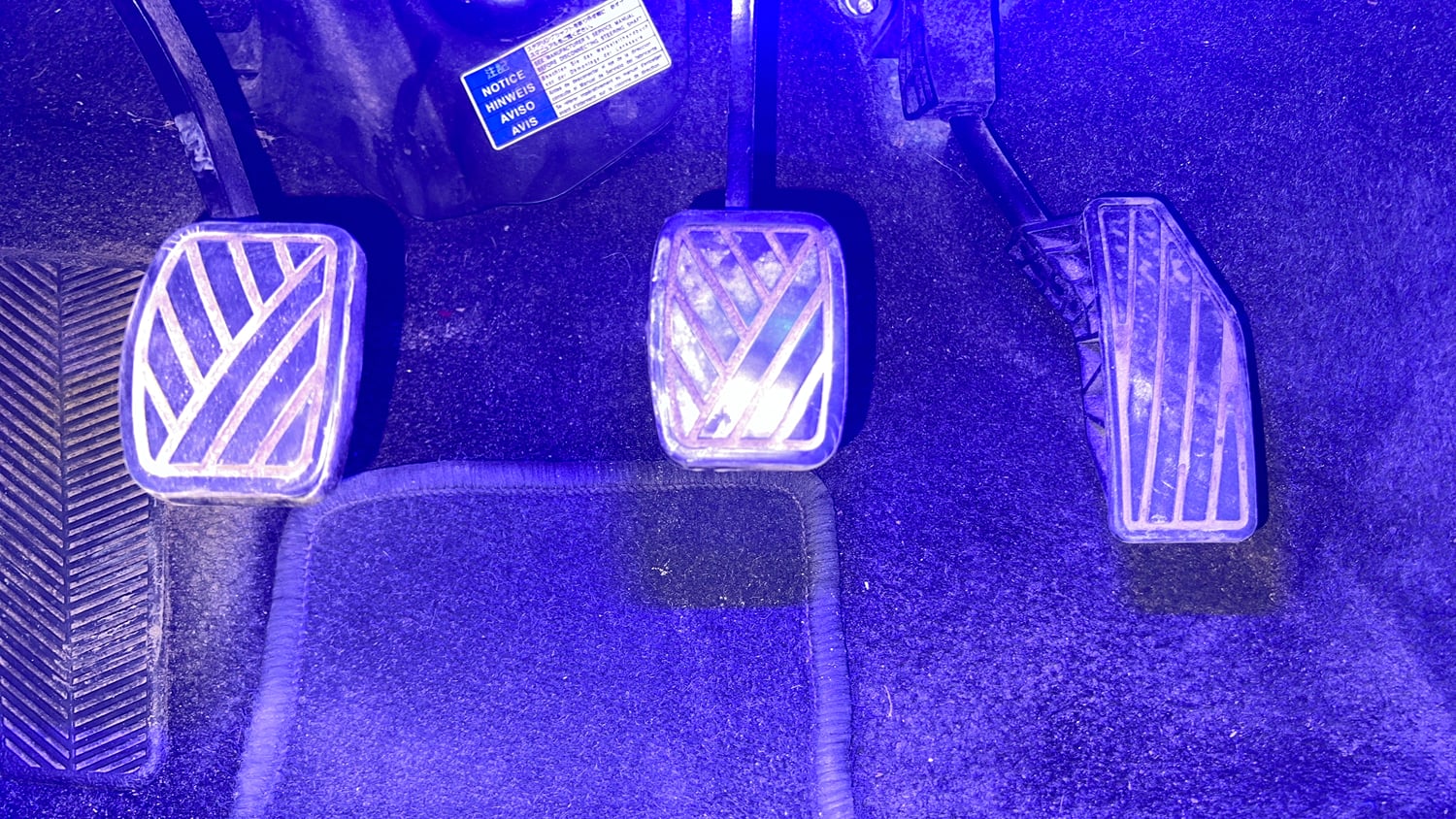 Used 2015 Maruti Suzuki Baleno Zeta 1.2 Petrol Manual interior PEDALS VIEW