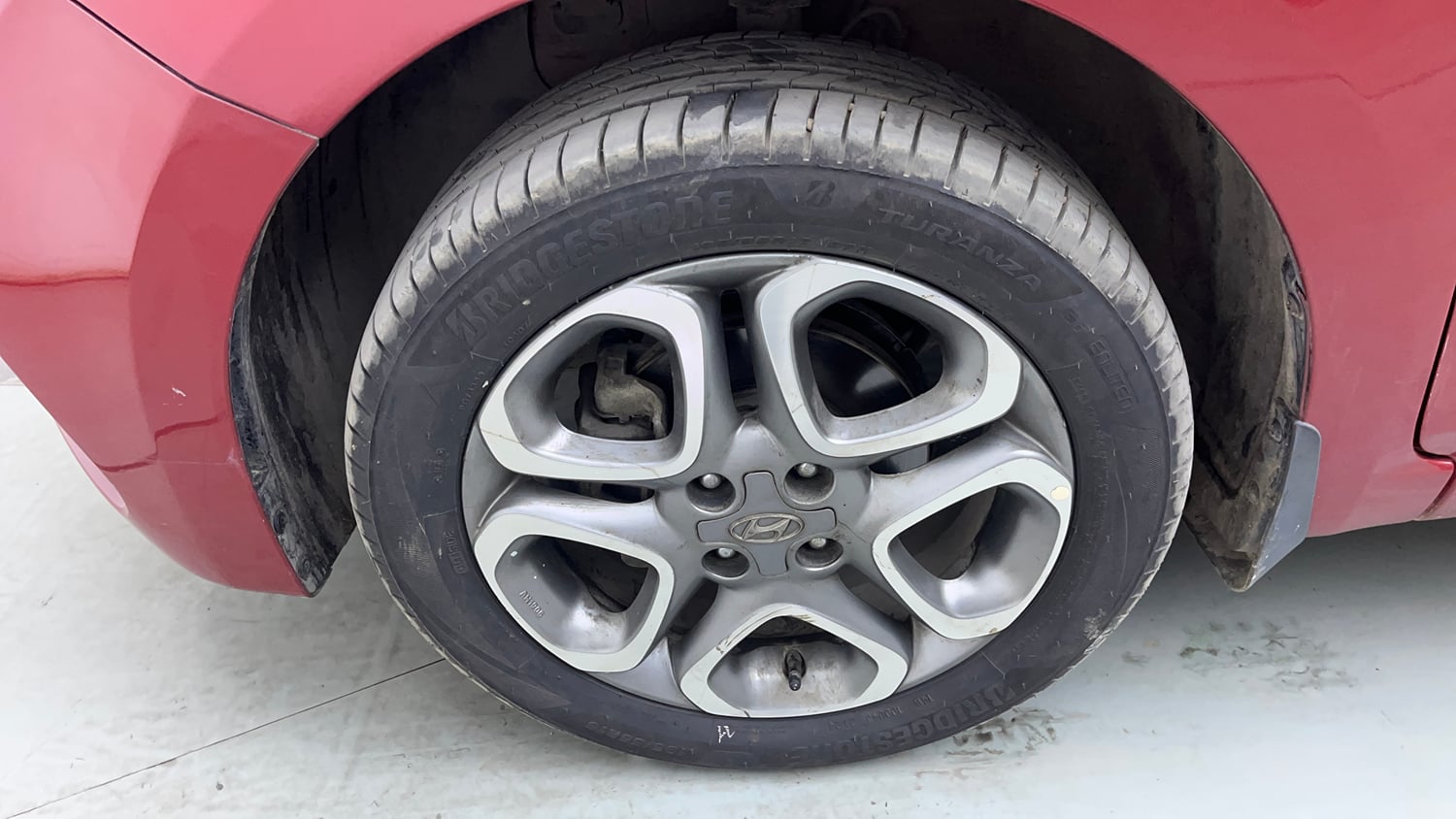 Used 2019 Hyundai Elite i20 Asta 1.2 (O) Petrol Manual tyres LEFT FRONT TYRE RIM VIEW