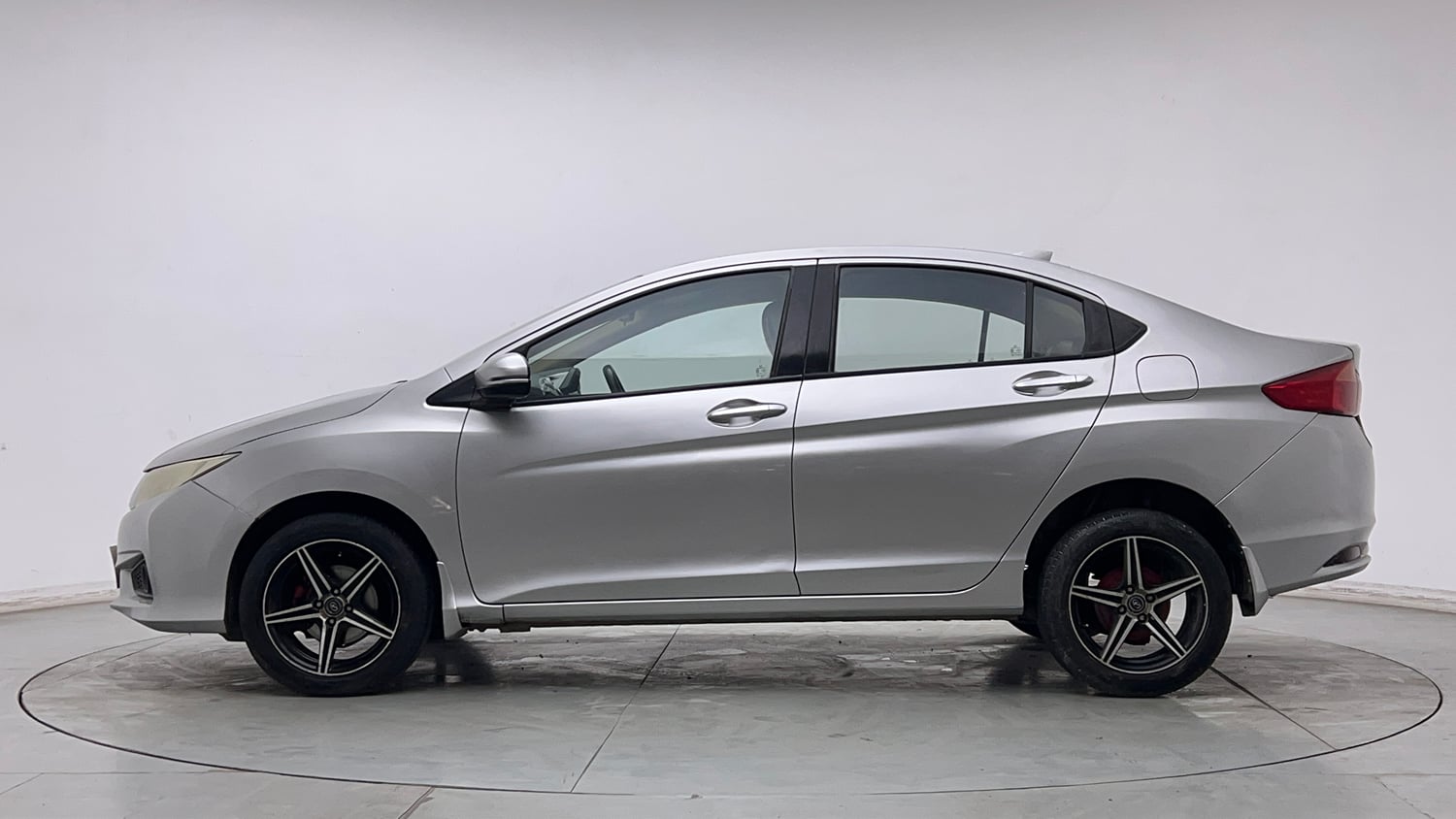 Used 2015 Honda City V Petrol Manual exterior LEFT SIDE VIEW