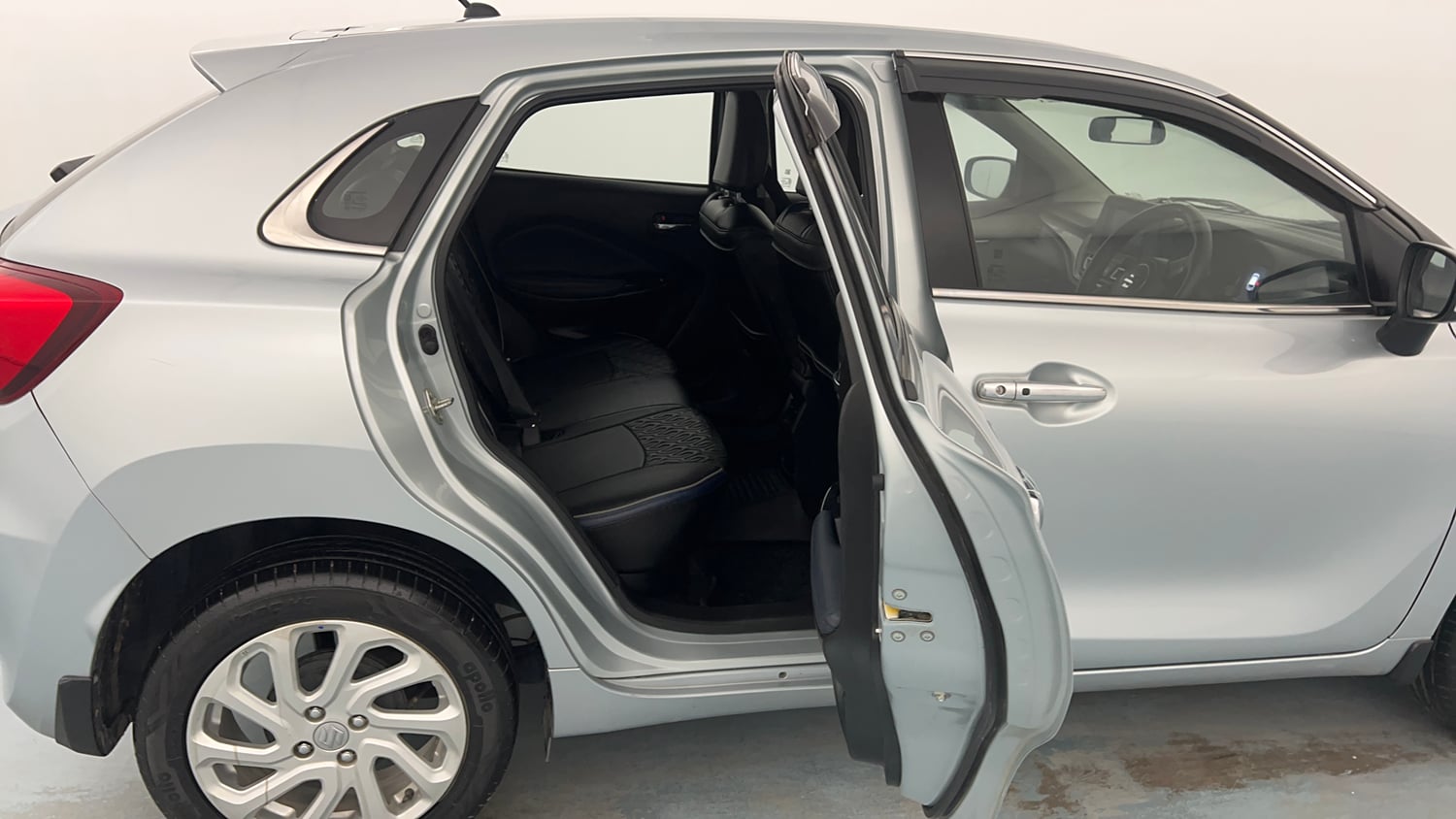Used 2023 Maruti Suzuki Baleno Zeta MT Petrol Manual interior RIGHT SIDE REAR DOOR CABIN VIEW