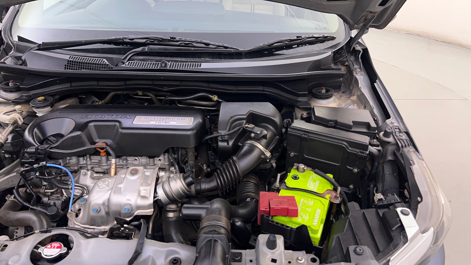 Used 2021 Honda Amaze VX MT 1.5 Diesel Diesel Manual engine ENGINE LEFT SIDE HINGE & APRON VIEW