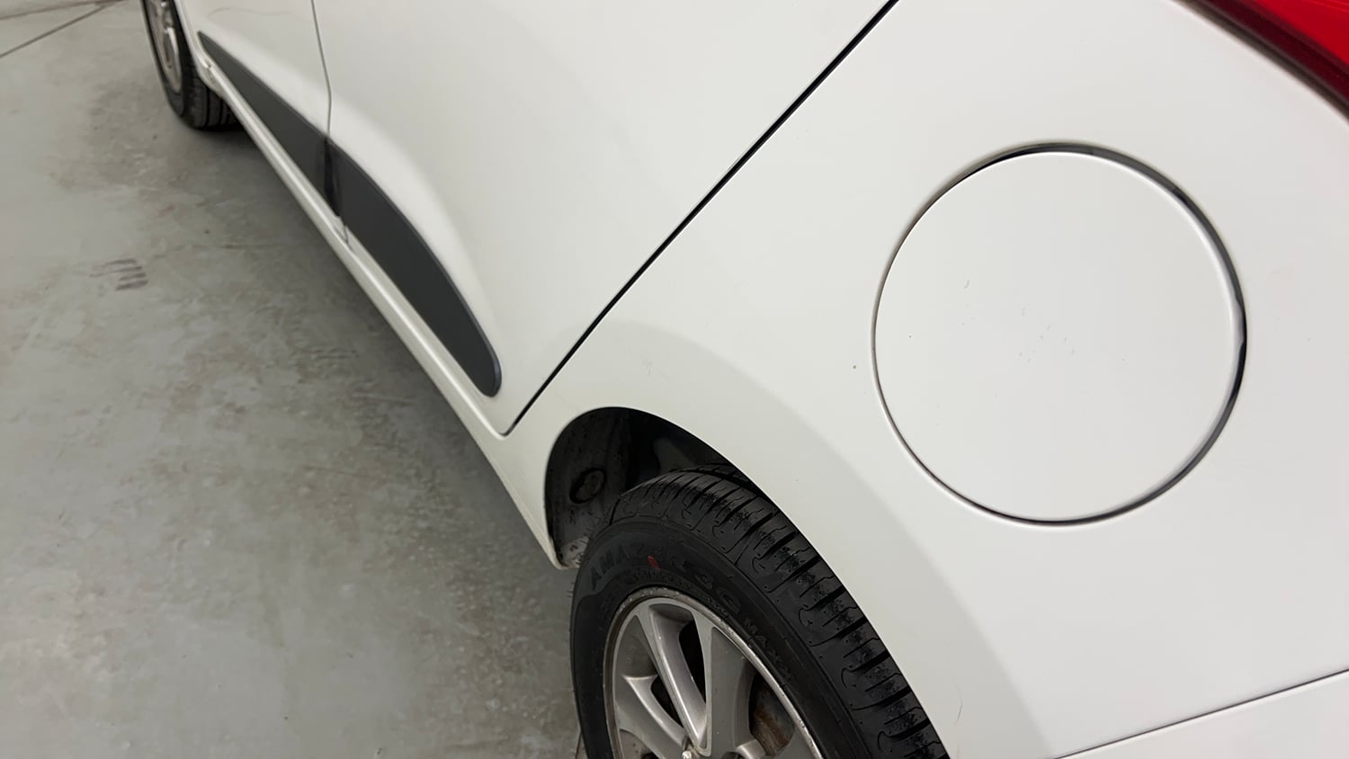Used 2016 Hyundai Grand i10 Asta 1.2 Kappa VTVT (O) Petrol Manual dents MINOR SCRATCH