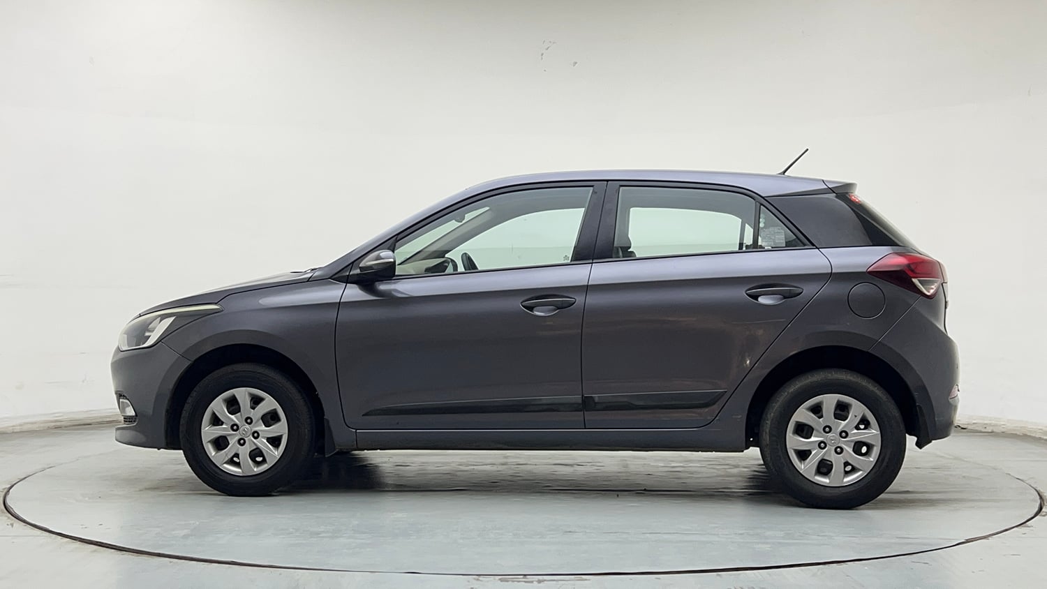 Used 2016 Hyundai Elite i20 Sportz 1.2 Petrol Manual exterior LEFT SIDE VIEW