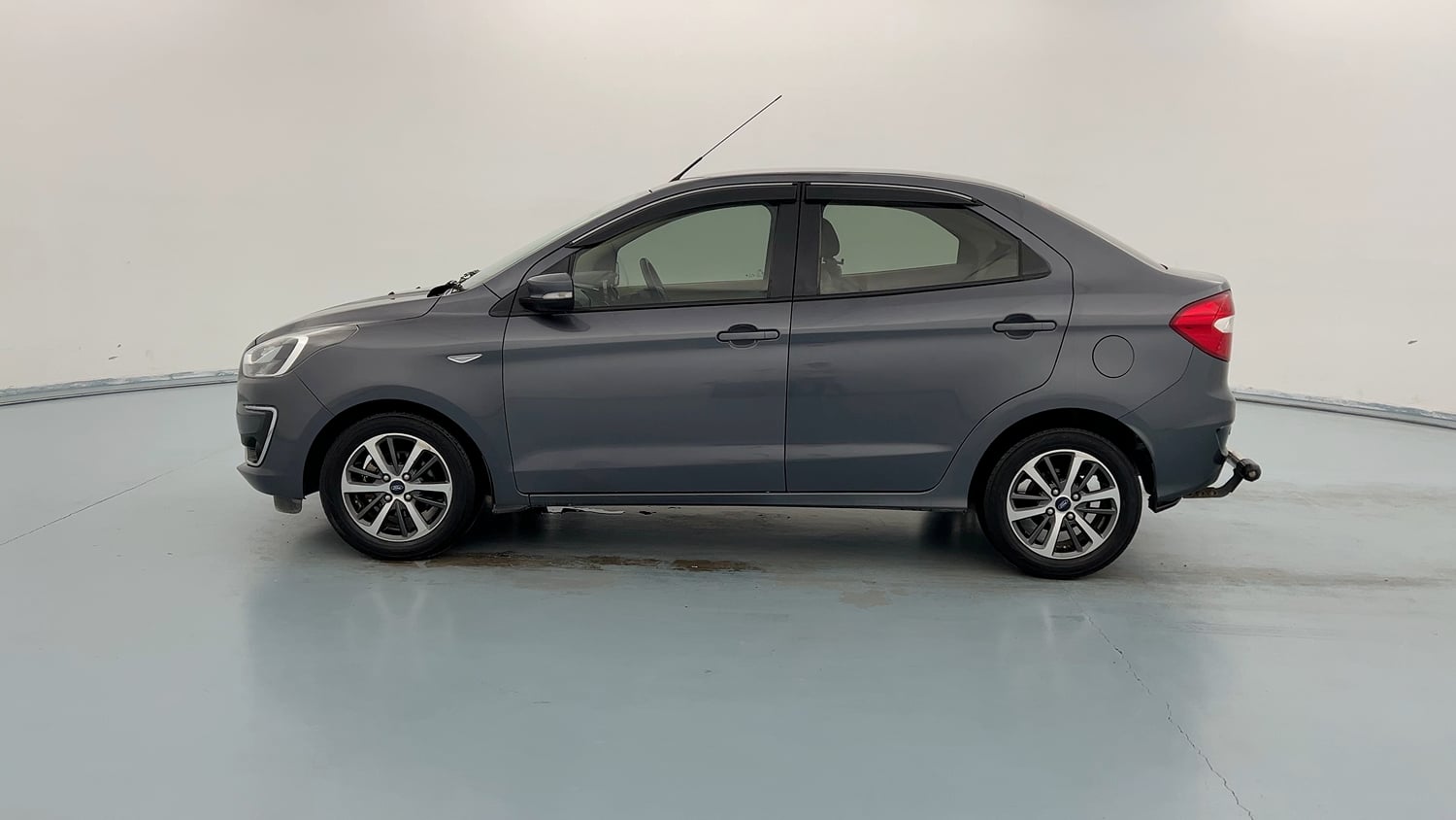 Used 2020 Ford Figo Aspire Titanium Plus 1.5 TDCi Diesel Manual exterior LEFT SIDE VIEW