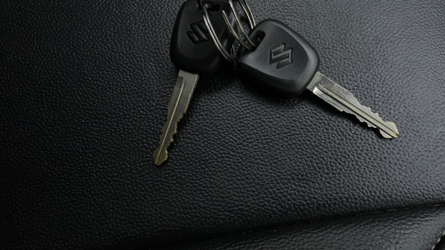 Used 2022 Maruti Suzuki Ignis Sigma 1.2 MT Petrol Manual extra CAR KEY VIEW