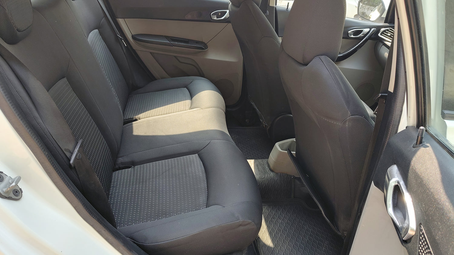 Used 2018 Tata Tiago Revotorq XZ Diesel Manual interior RIGHT SIDE REAR DOOR CABIN VIEW