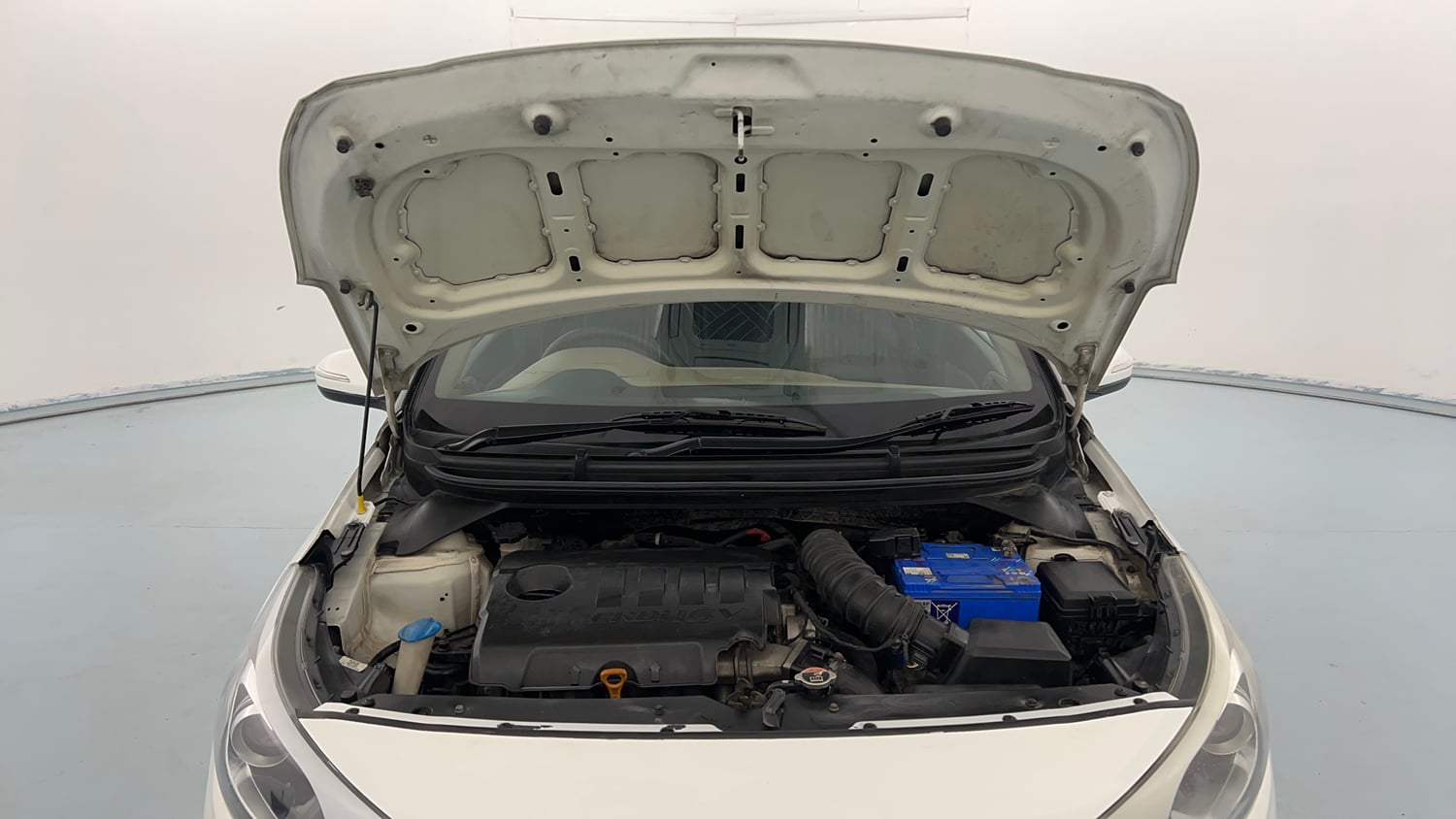 Used 2017 Hyundai Elite i20 Asta 1.4 CRDI (O) Diesel Manual engine ENGINE & BONNET OPEN FRONT VIEW