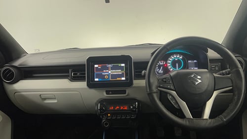 Used 2017 Maruti Suzuki Ignis Alpha 1.2 MT Petrol Manual interior DASHBOARD VIEW