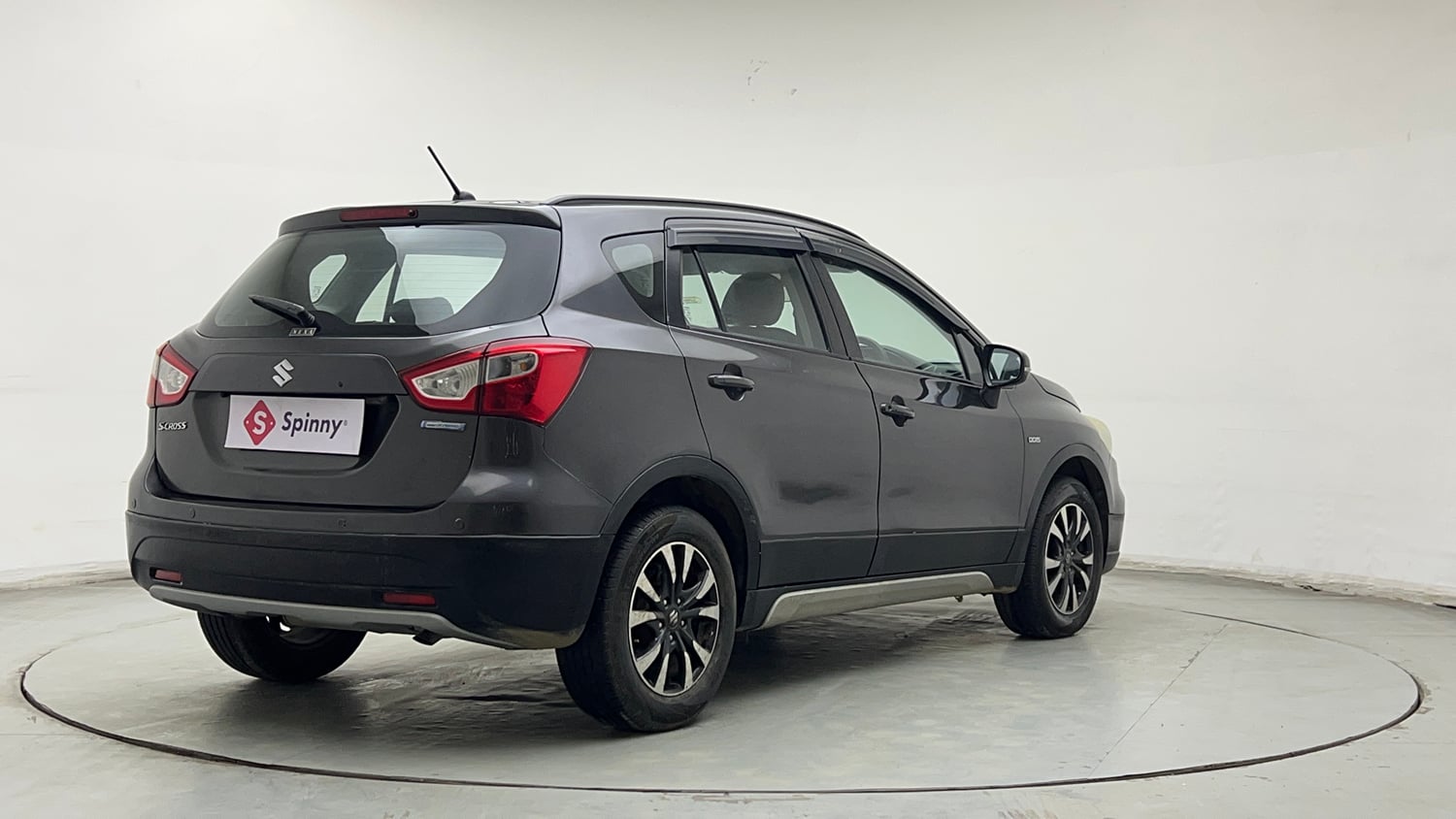 Used 2018 Maruti Suzuki S-Cross Zeta 1.3 Diesel Manual exterior RIGHT REAR CORNER VIEW