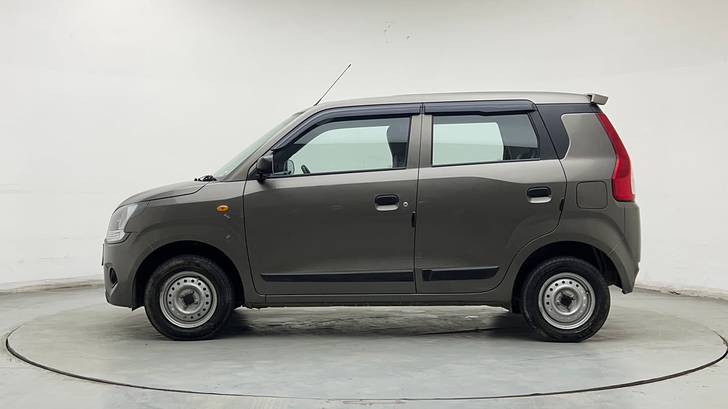 Used 2020 Maruti Suzuki Wagon R LXi (O) 1.0 CNG Cng Manual exterior LEFT SIDE VIEW
