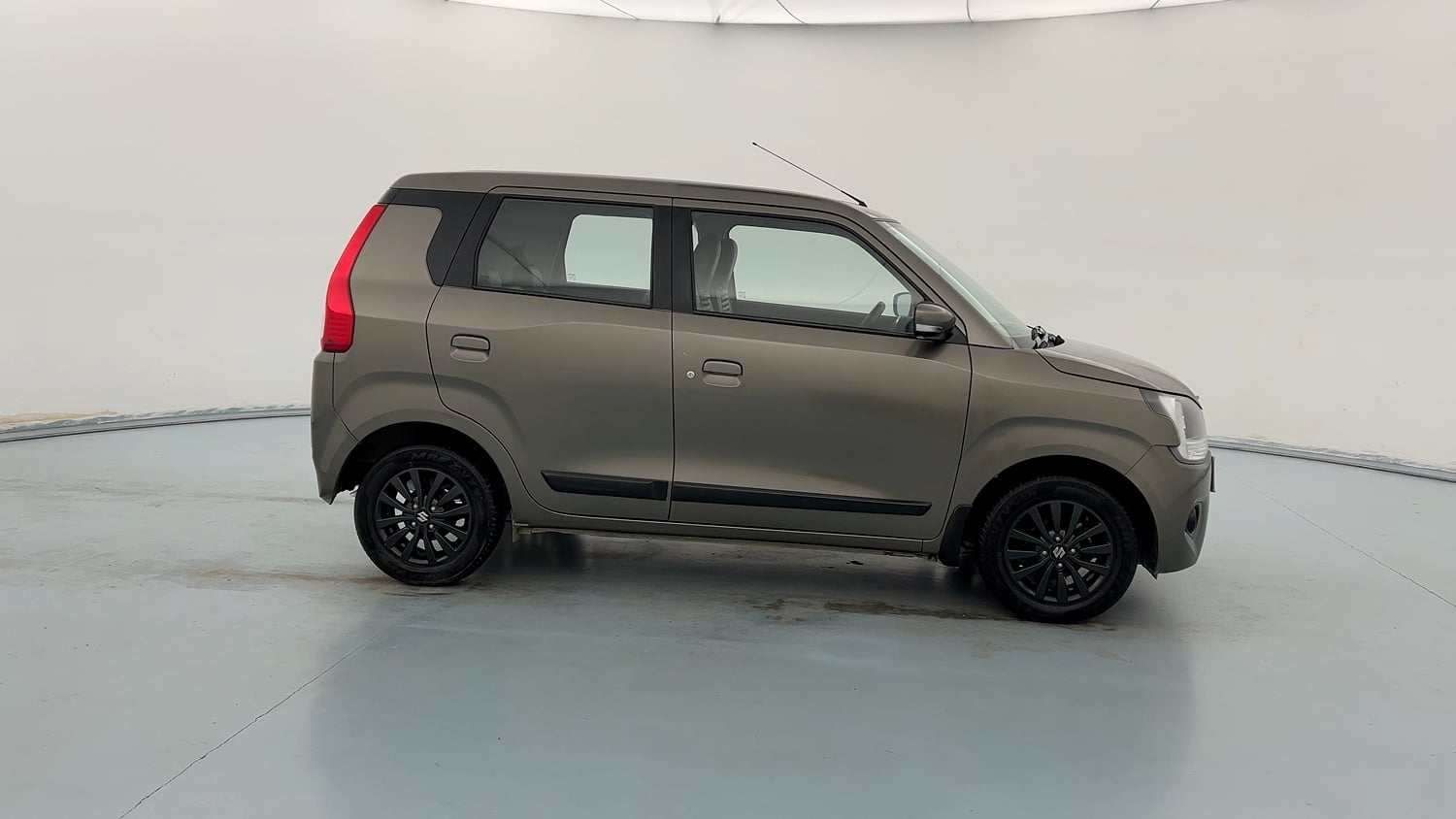 Used 2023 Maruti Suzuki Wagon R ZXI Plus 1.2 Petrol Manual exterior RIGHT SIDE VIEW