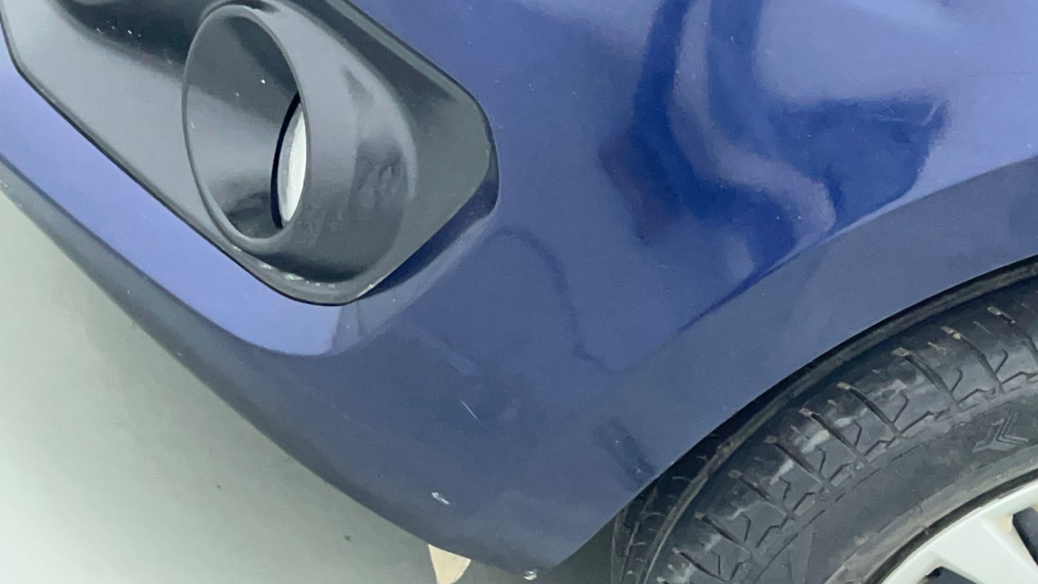 Used 2023 Maruti Suzuki Swift VXi Petrol Manual dents MINOR DENT