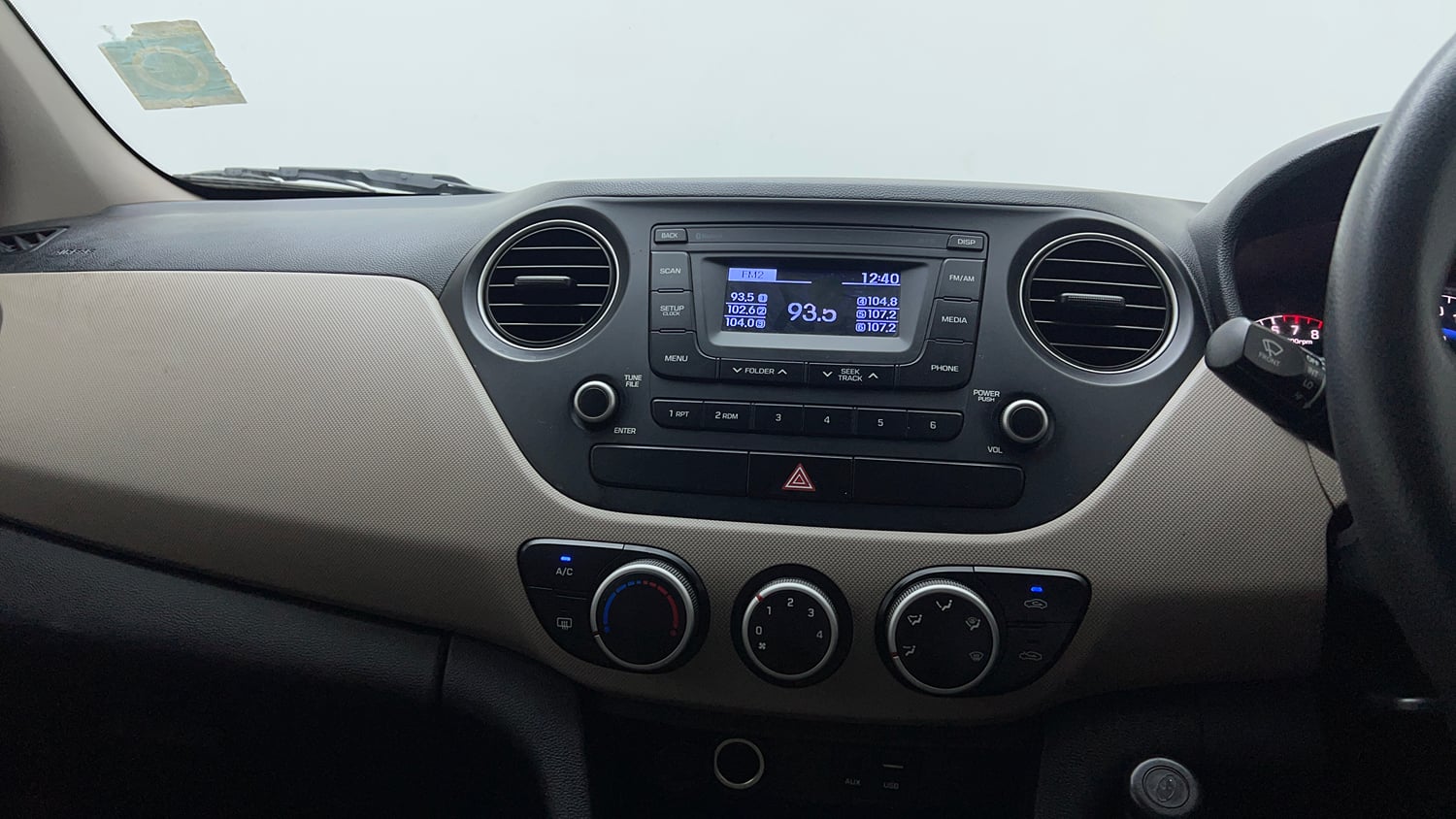 Used 2016 Hyundai Grand i10 Sportz 1.2 Kappa VTVT Petrol Manual interior MUSIC SYSTEM & AC CONTROL VIEW