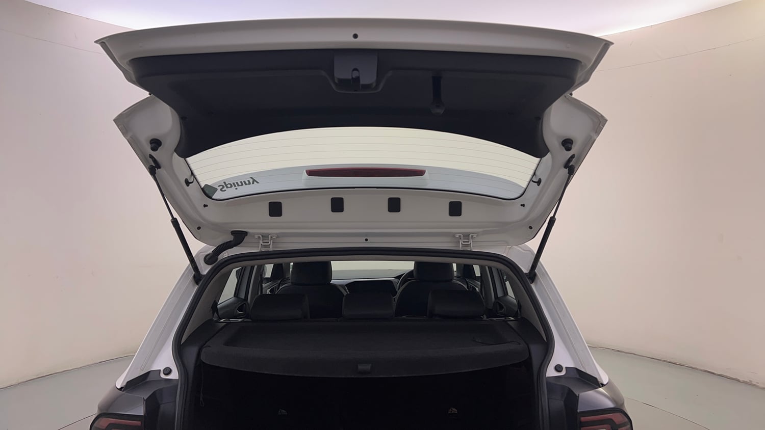 Used 2022 Volkswagen Taigun Topline 1.0 TSI AT Petrol Automatic interior DICKY DOOR OPEN VIEW
