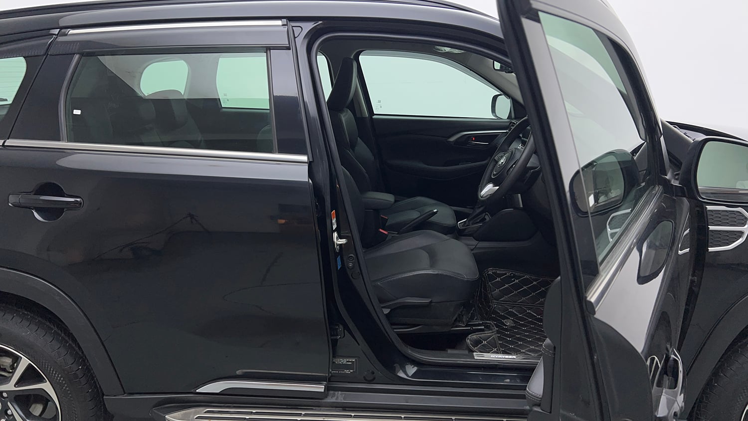 Used 2023 Toyota Urban Cruiser Hyryder V AT NeoDrive Petrol Automatic interior RIGHT SIDE FRONT DOOR CABIN VIEW
