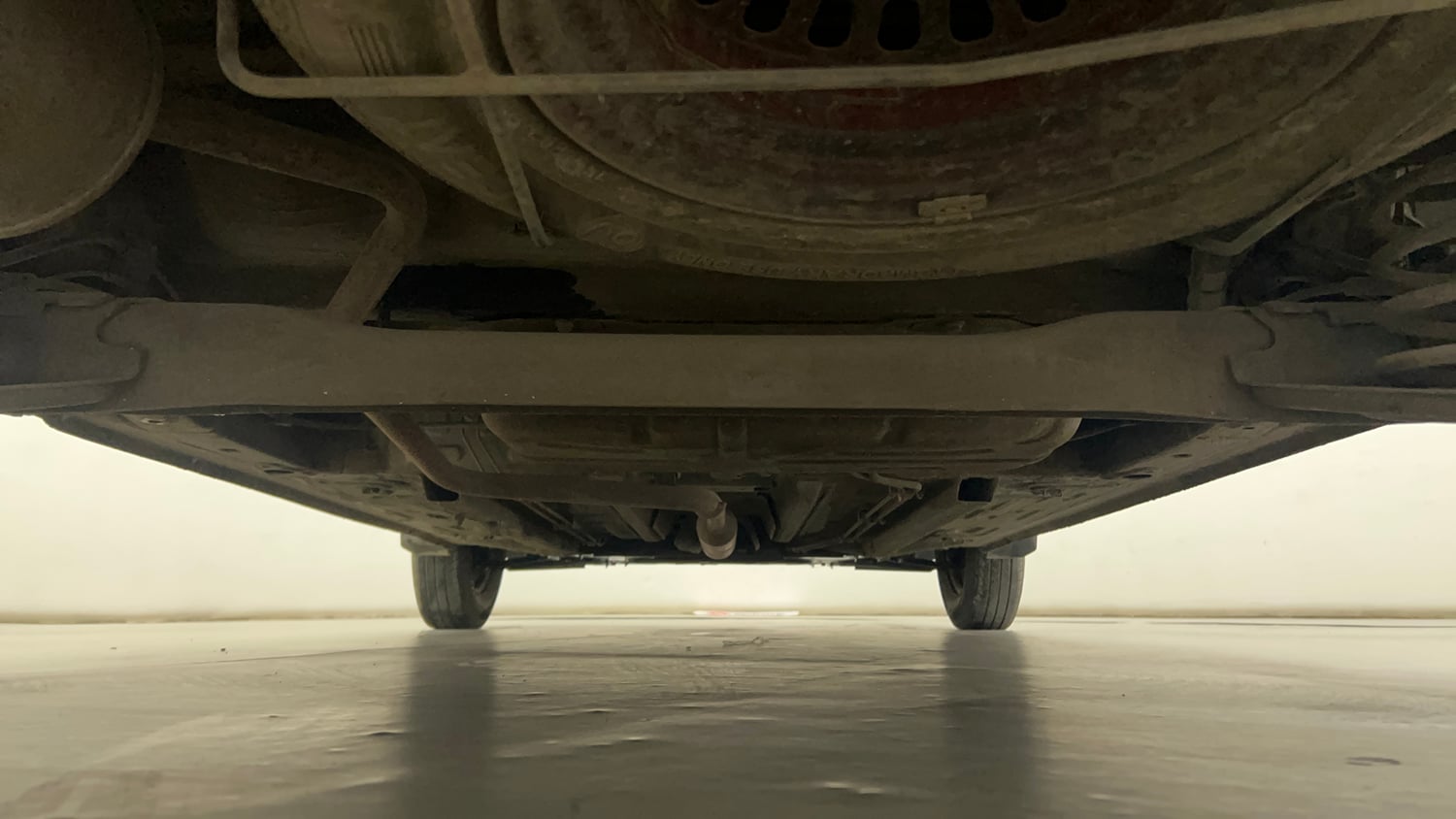 Used 2019 Renault Triber RXZ Petrol Manual extra REAR UNDERBODY VIEW (TAKEN FROM REAR)