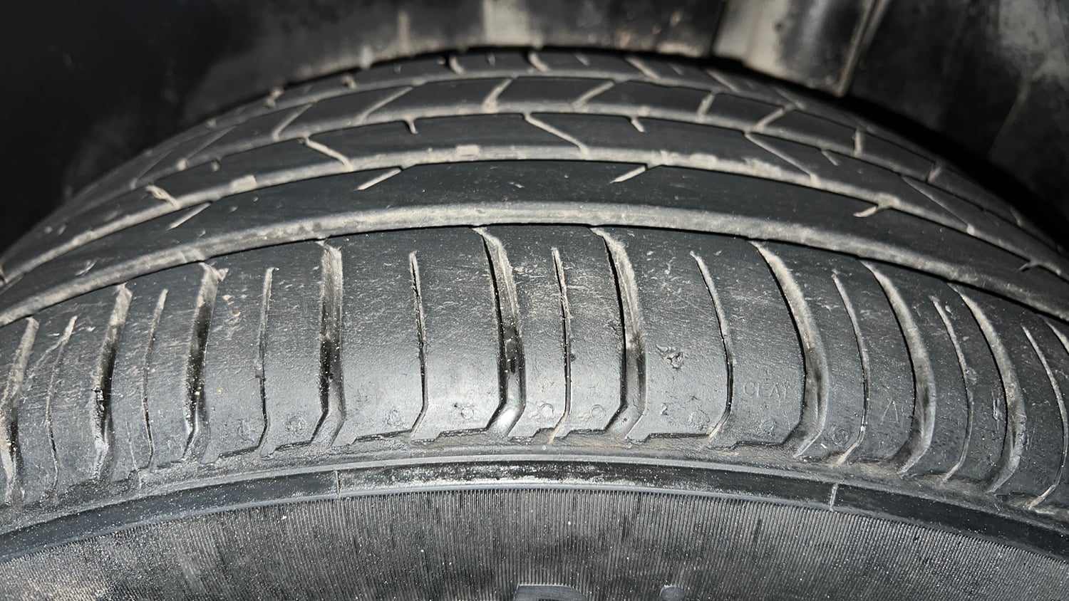 Used 2018 Maruti Suzuki S-Cross Zeta 1.3 Diesel Manual tyres LEFT REAR TYRE TREAD VIEW