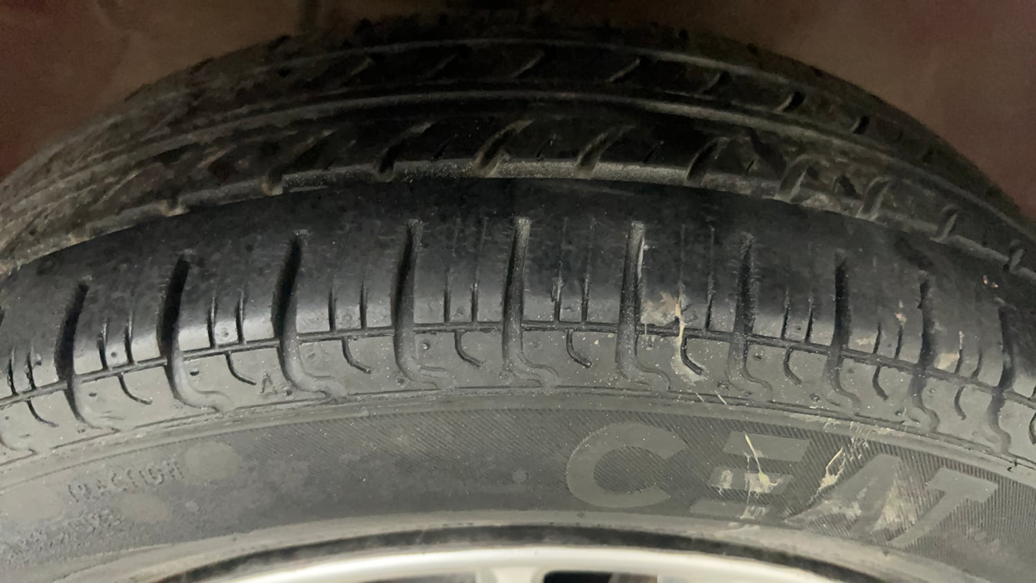 Used 2016 Maruti Suzuki Alto K10 VXi Petrol Manual tyres RIGHT FRONT TYRE TREAD VIEW