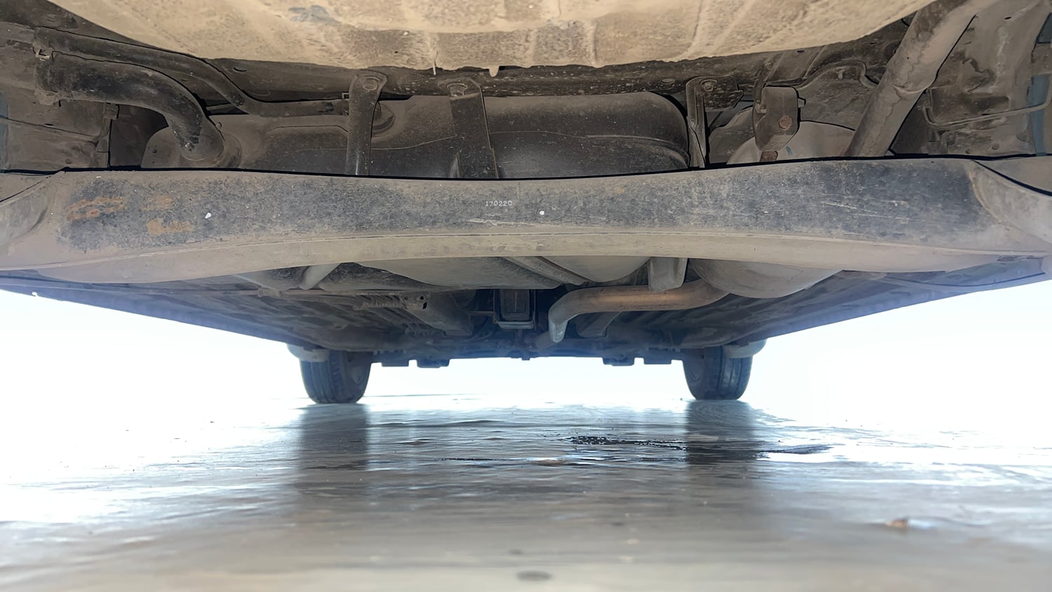 Used 2020 Honda Amaze 1.2 VX MT Petrol Petrol Manual extra REAR UNDERBODY VIEW (TAKEN FROM REAR)