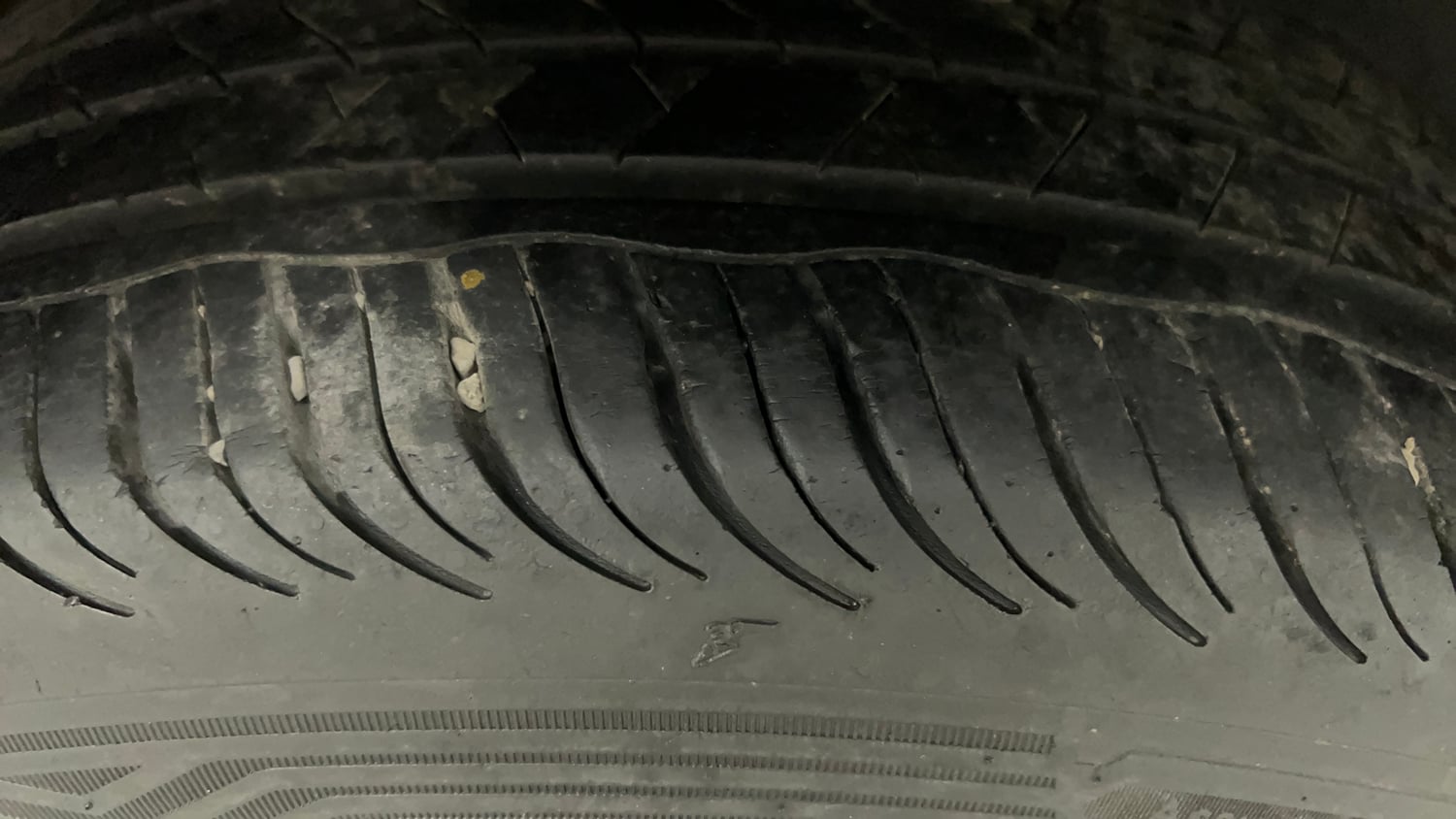 Used 2022 Maruti Suzuki Ciaz Zeta 1.5 Petrol Manual tyres RIGHT REAR TYRE TREAD VIEW