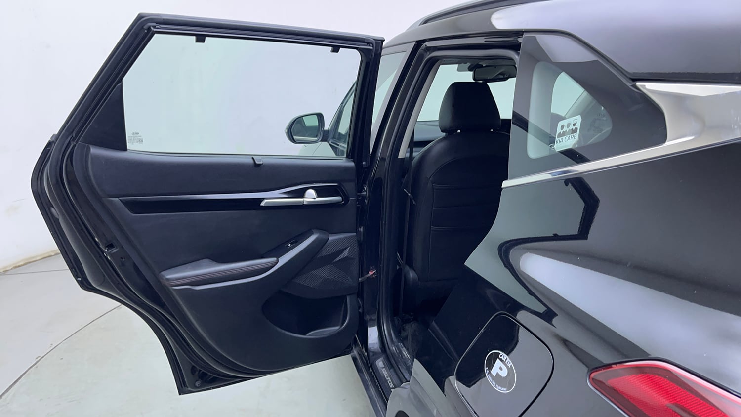 Used 2019 kia Seltos GTX DCT 1.4 Petrol Automatic interior LEFT REAR DOOR OPEN VIEW