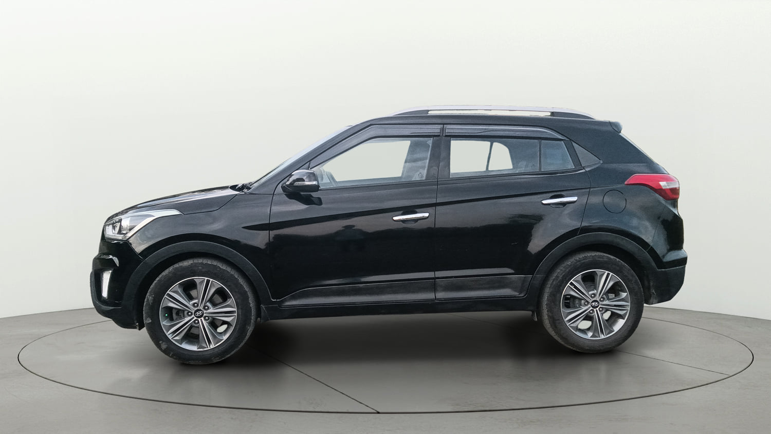 Used 2016 Hyundai Creta 1.6 SX Plus AT Petrol Petrol Automatic exterior LEFT SIDE VIEW