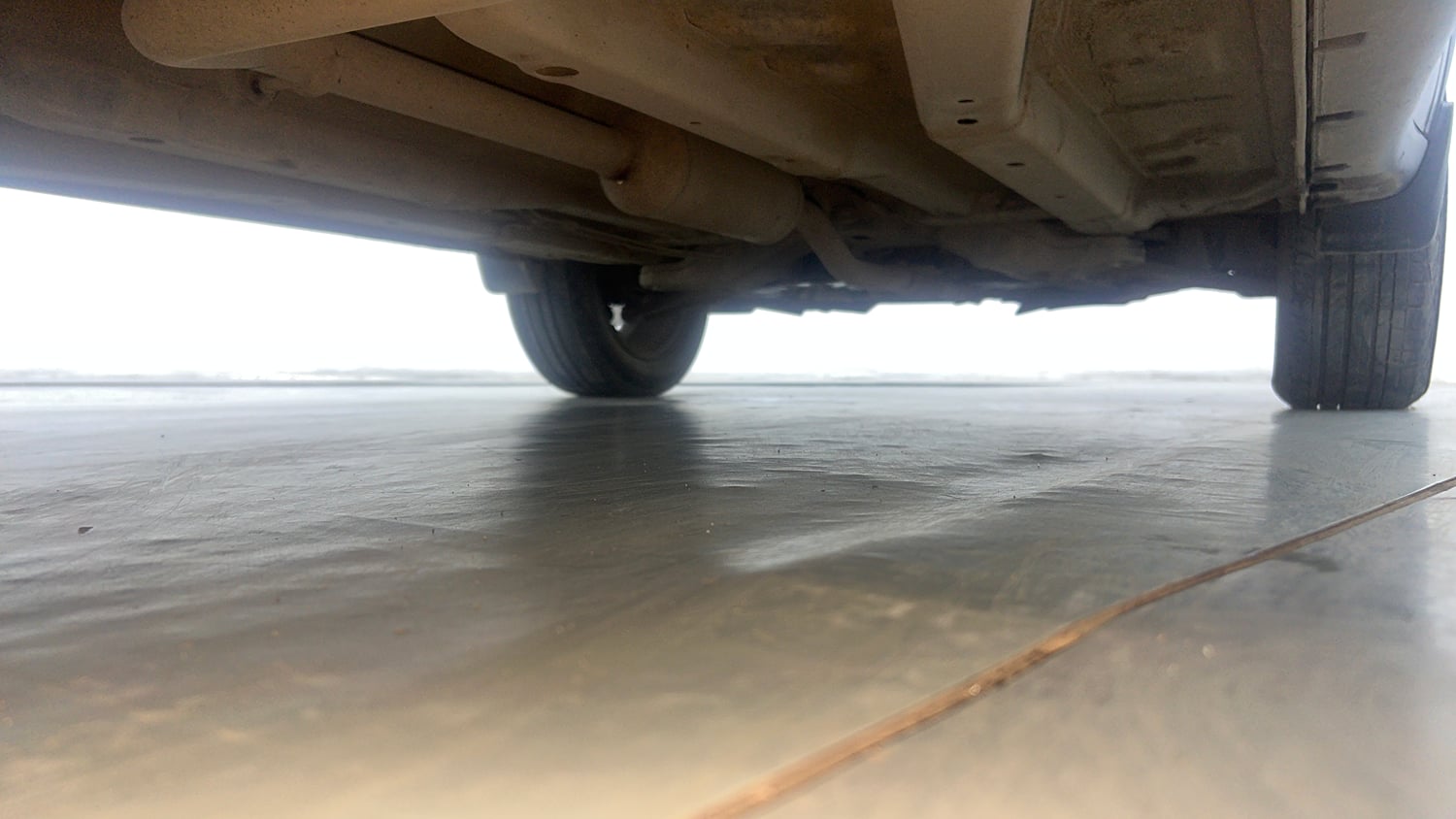 Used 2019 Tata Nexon XZA Plus Petrol Petrol Automatic extra REAR RIGHT UNDERBODY VIEW