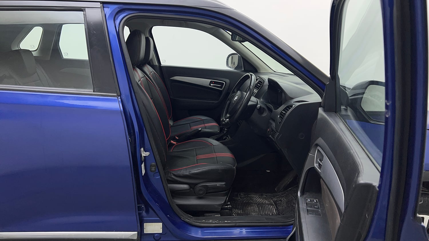 Used 2020 Toyota Urban Cruiser Premium Grade AT Dual Tone Petrol Automatic interior RIGHT SIDE FRONT DOOR CABIN VIEW