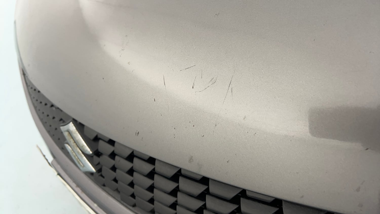Used 2013 Maruti Suzuki Swift VXi Petrol Manual dents MINOR DENT