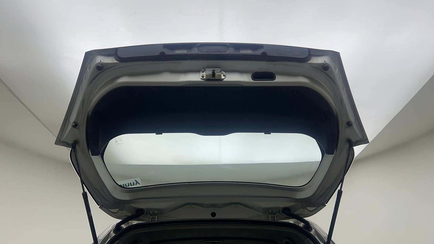 Used 2014 Maruti Suzuki Swift LXi Petrol Manual interior DICKY DOOR OPEN VIEW