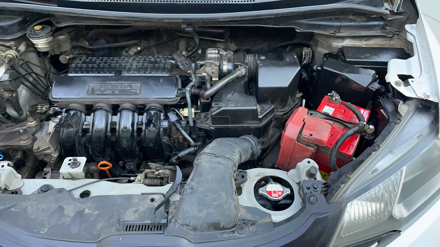 Used 2016 Honda Jazz VX Petrol Petrol Manual engine ENGINE LEFT SIDE VIEW