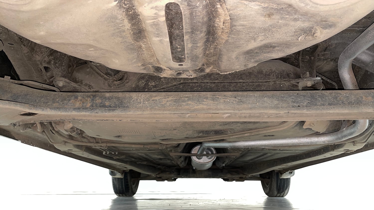 Used 2019 Maruti Suzuki Baleno Delta Petrol Manual extra REAR UNDERBODY VIEW (TAKEN FROM REAR)