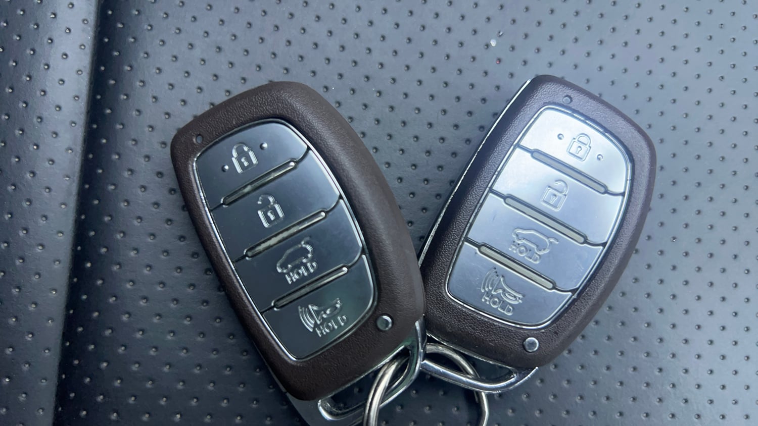 Used 2021 Hyundai i20 Asta 1.2 IVT Petrol Automatic extra CAR KEY VIEW