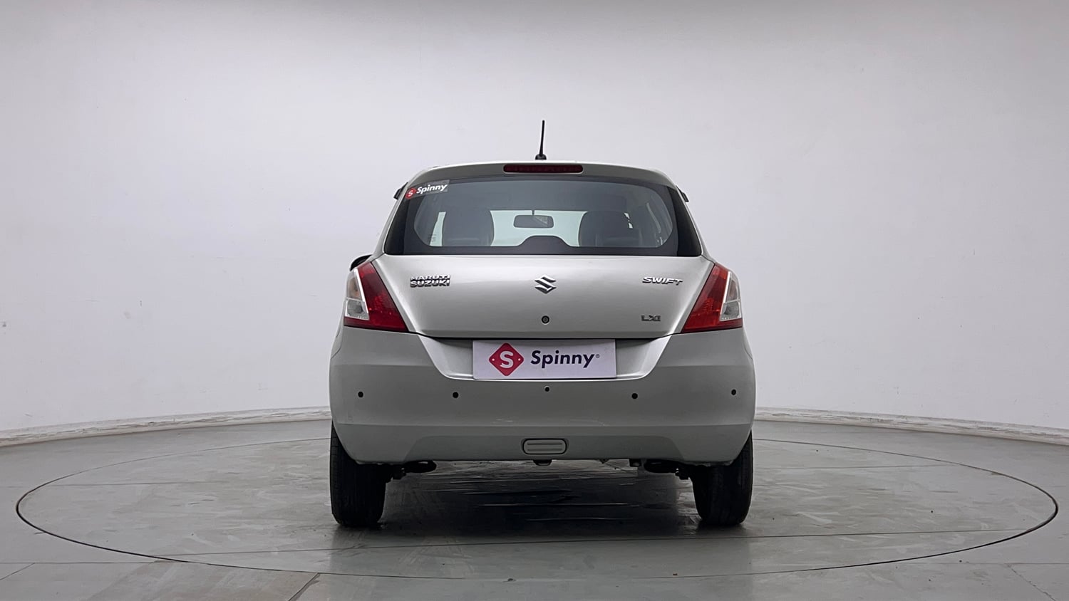 Used 2016 Maruti Suzuki Swift Lxi (O) Petrol Manual exterior BACK VIEW