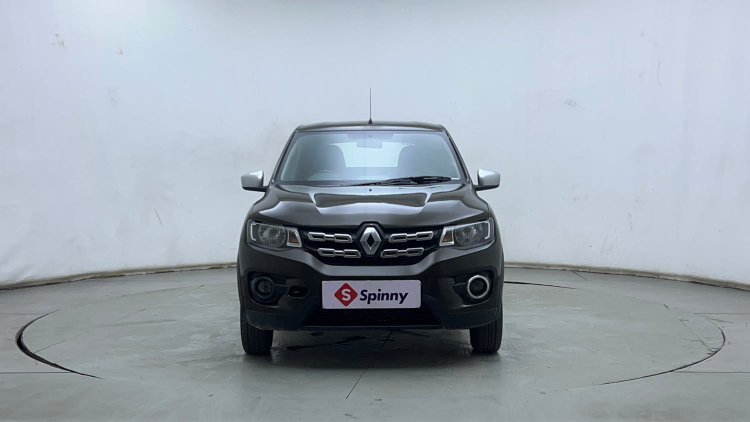 Used 2018 Renault Kwid 1.0 RXT AMT Opt Petrol Automatic exterior FRONT VIEW